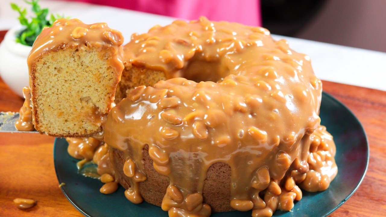 Bolo Pé de Moça Escandalosamente Gostoso: Cada Fatia é Incrível e Deliciosa,esse a visita vai pedir a receita!