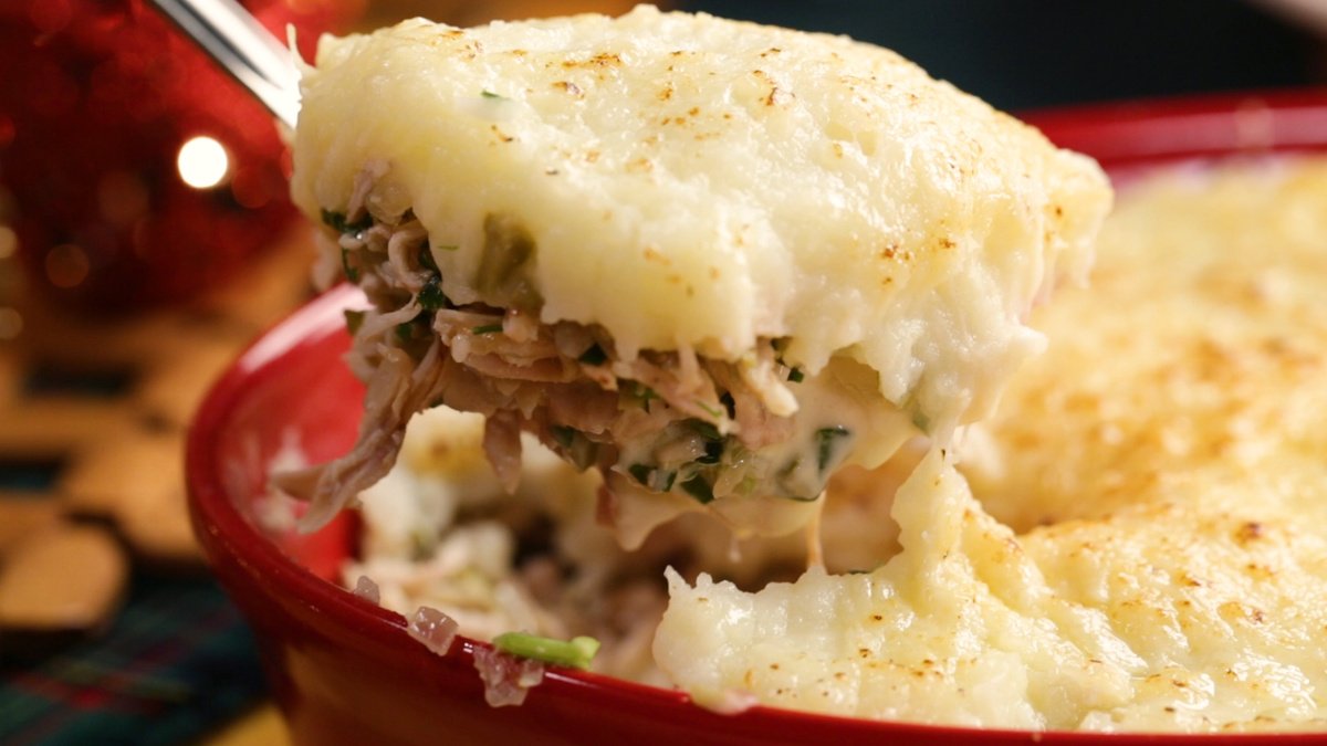 que delícia de Escondidinho de Peru com Purê, o mais fácil e barato de fazer!