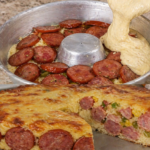 Torta de Liquidificador de Linguiça com Milho: Fácil,Tão Gostosa que Some Rapidinho da Mesa!