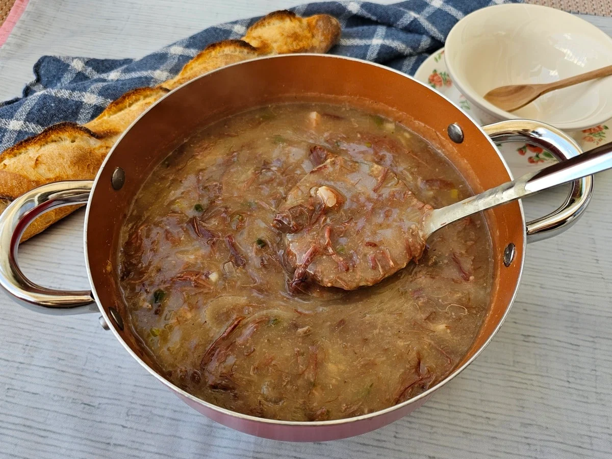 Caldo de aipim com Carne Seca delicioso e irresistível!